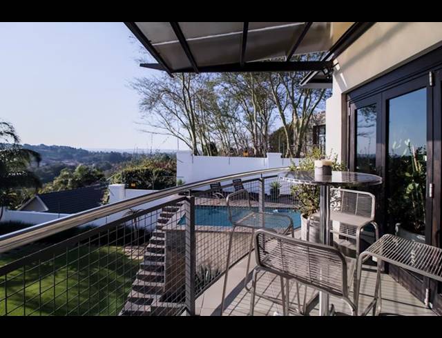 5 BEDROOM HOUSE FOR SALE IN WATERKLOOF HEIGHTS